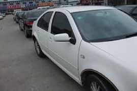 上海二手市场淘金指南 1.8L手动挡大众宝来深度解析